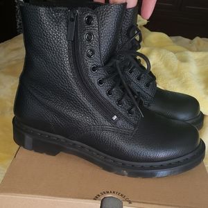 Dr. Martens boots 1460 Pascal leather zipper lace up women size 10